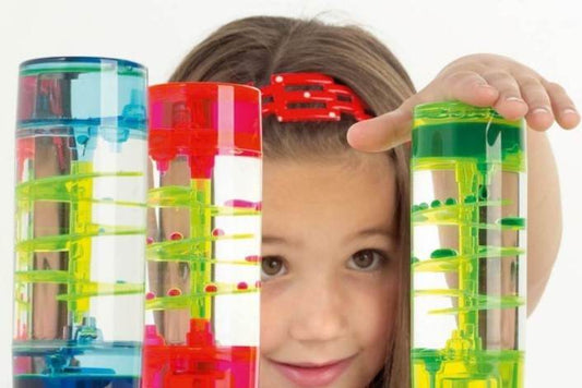 Cómo fabricar tus propias botellas sensoriales - Jungla Kids