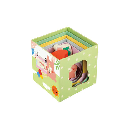 Detalle de los Cubos apilables con formas Bosque de Classic World para niños a partir de 18 meses
