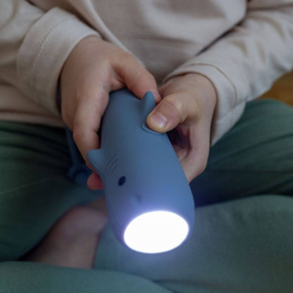 Llanterna infantil de silicona Sharky