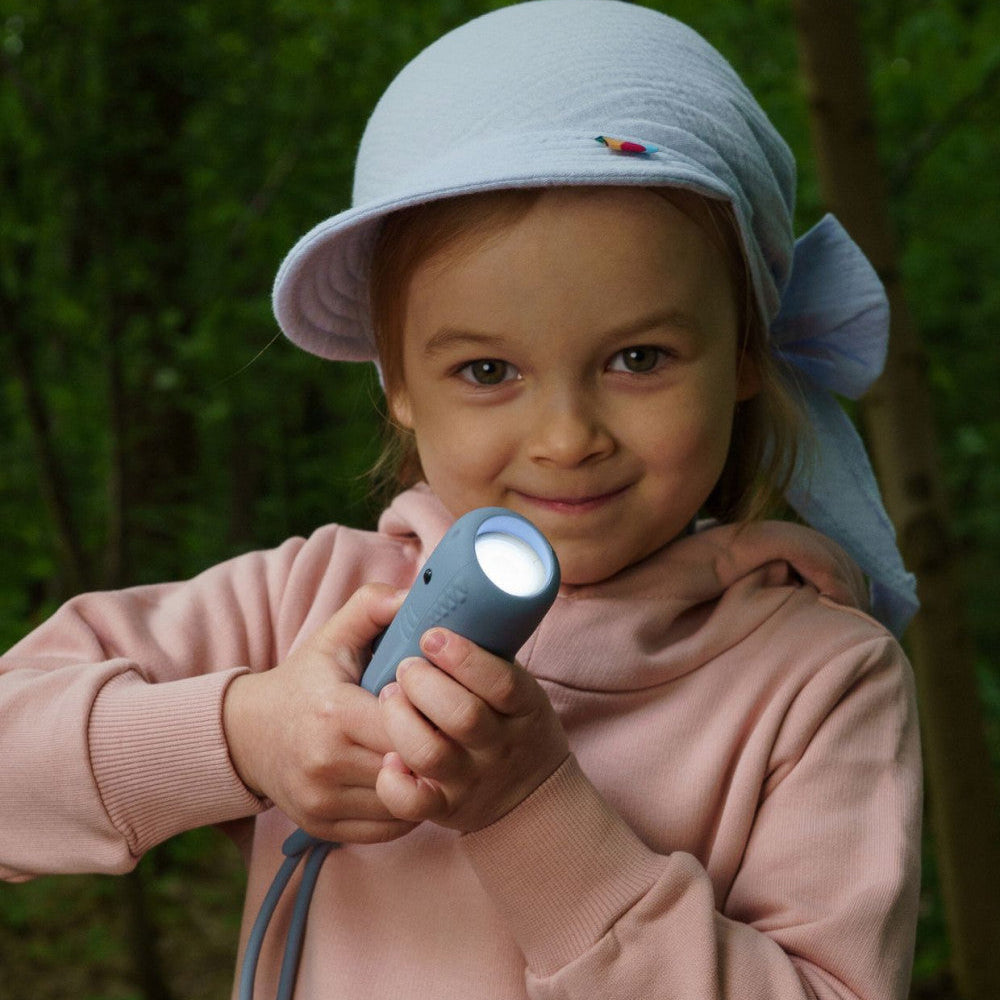 Linterna infantil de silicona Sharky