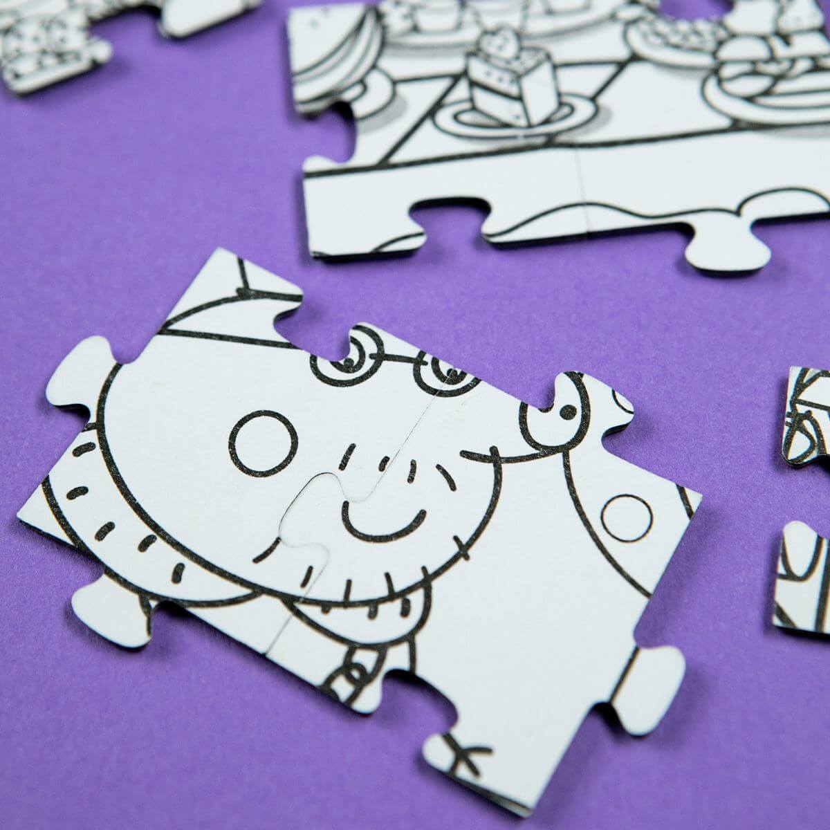 pieza en blanco y negro del Puzzle 2 en 1 para colorear Peppa Pig Banquete real (60 piezas)  de Dodo