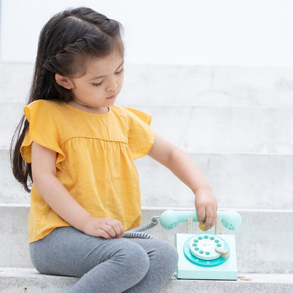 Telèfon vintage de fusta